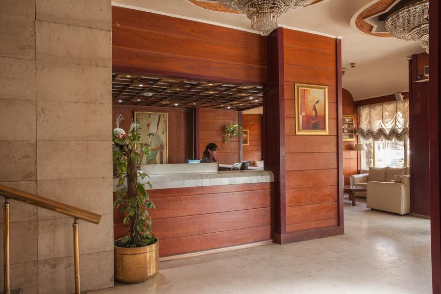 Pyramids Plaza Hotel Giza Interior foto